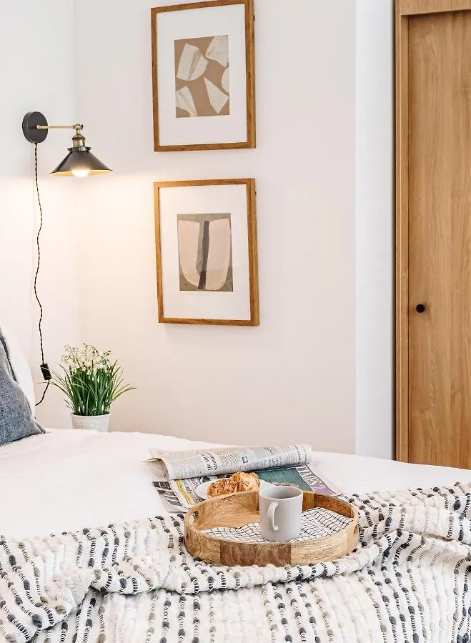 Royal House Stylish Apartments - 체스터
