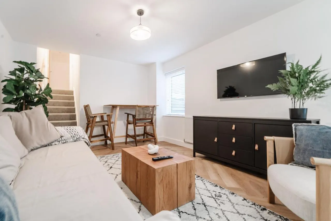 Royal House Stylish Apartments - 체스터 영국